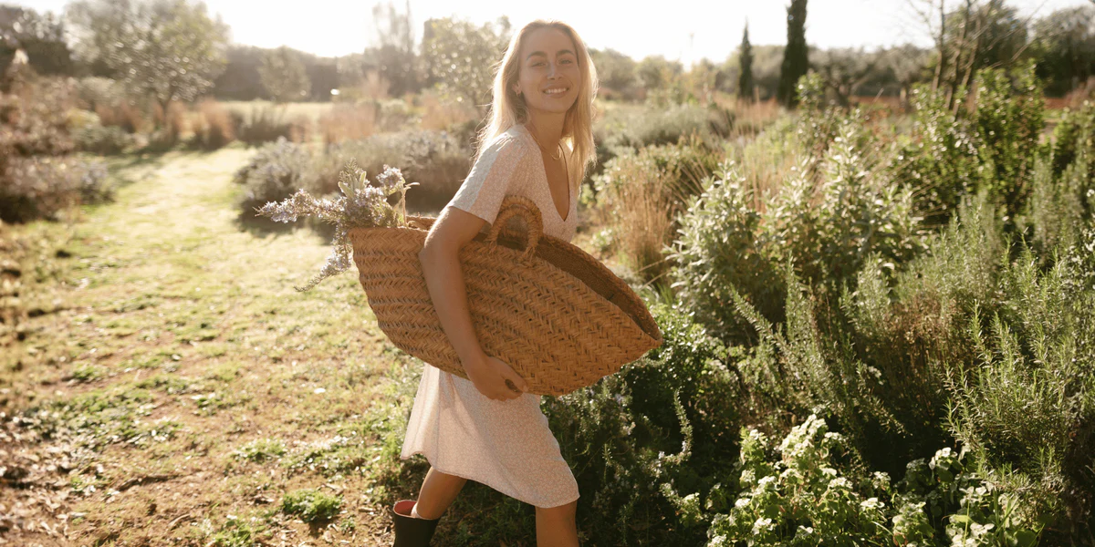 Nachhaltige Slow Fashion aus Naturstoffen